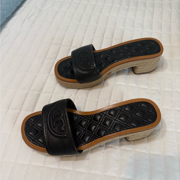 Tory Burch Black Quilted Slide Sandals - Picture 4 of 12